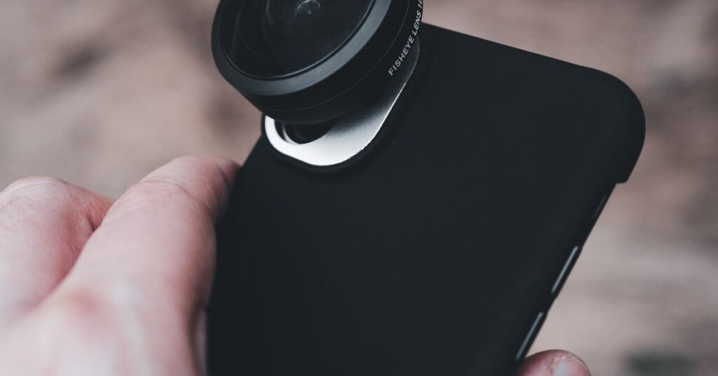 pexels-introspectivedsgn-16390358_1200x628-1024x536 Tecnologia dos Novos Telemóveis em 2026: Tudo o que Está a Mudar nos Smartphones