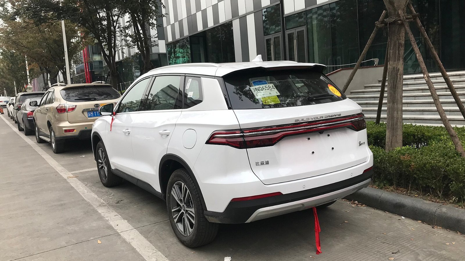 byd-song-pro-br Carros Elétricos e Híbridos no Brasil em 2026: Preços, Autonomia e Quanto Você Economiza