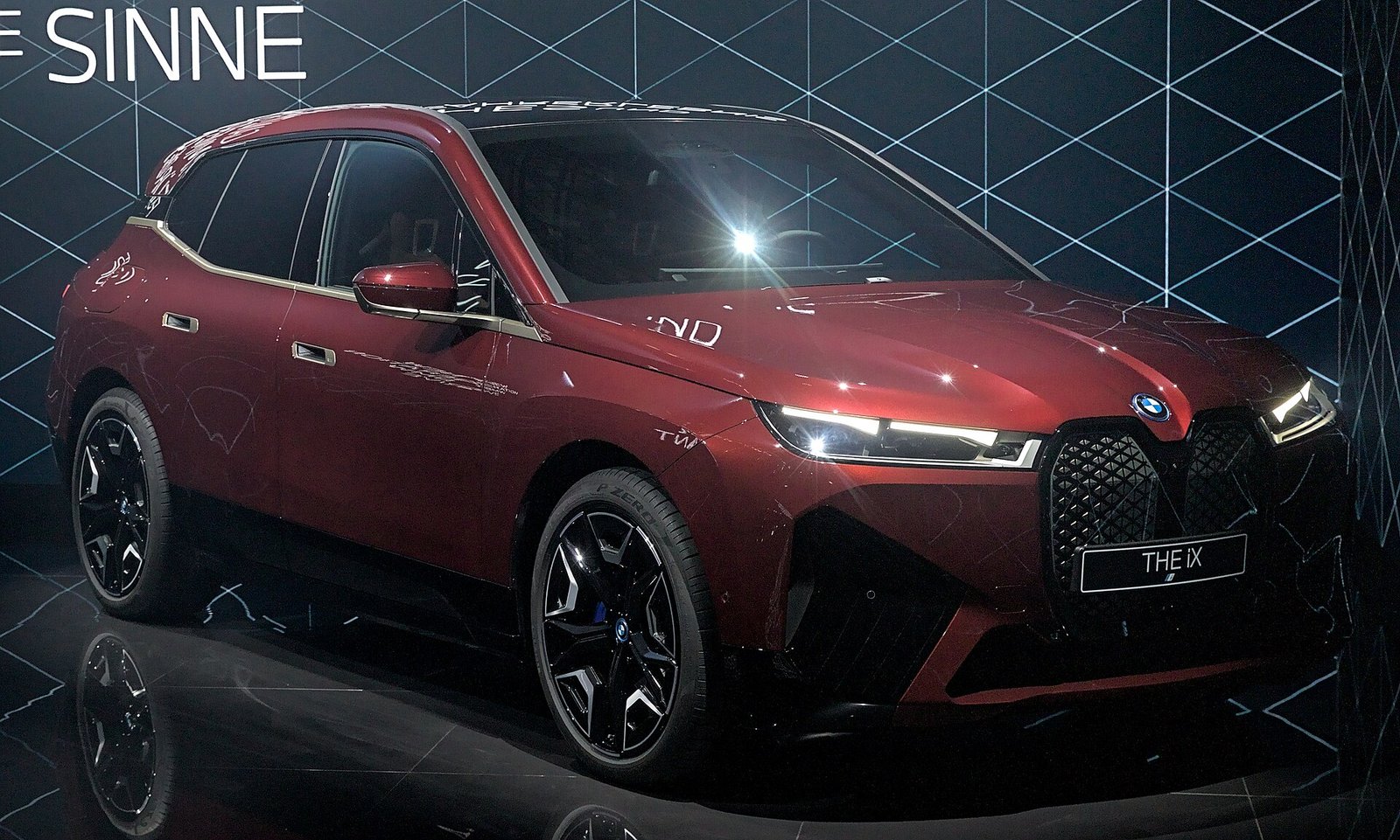 eletricos-2026-bmw-ix Carros Elétricos em 2026: Marcas, Autonomia, Preços e Porque Compensam Mais do que um Carro a Combustão