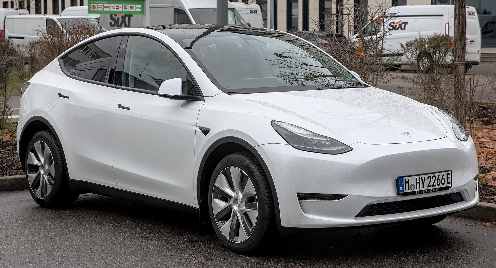 eletricos-2026-tesla-model-y Carros Elétricos em 2026: Marcas, Autonomia, Preços e Porque Compensam Mais do que um Carro a Combustão