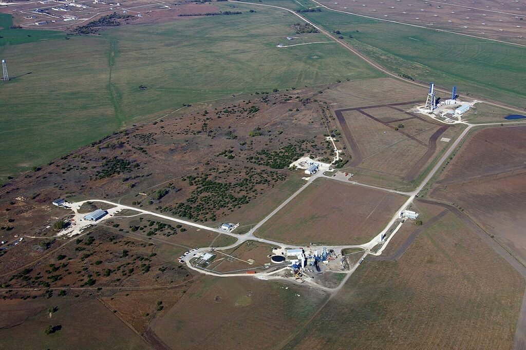 spacex-mcgregor-instalacao-1024x682 Tesla Roadster voador: o que é real e o que ainda é promessa